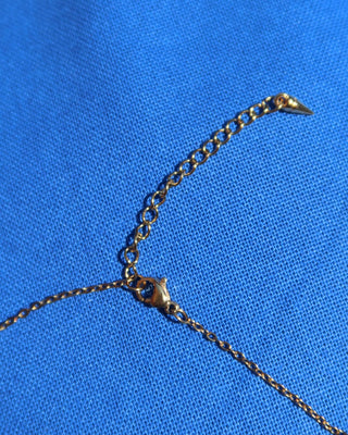 Gold chain with extender and lobster claw clasp